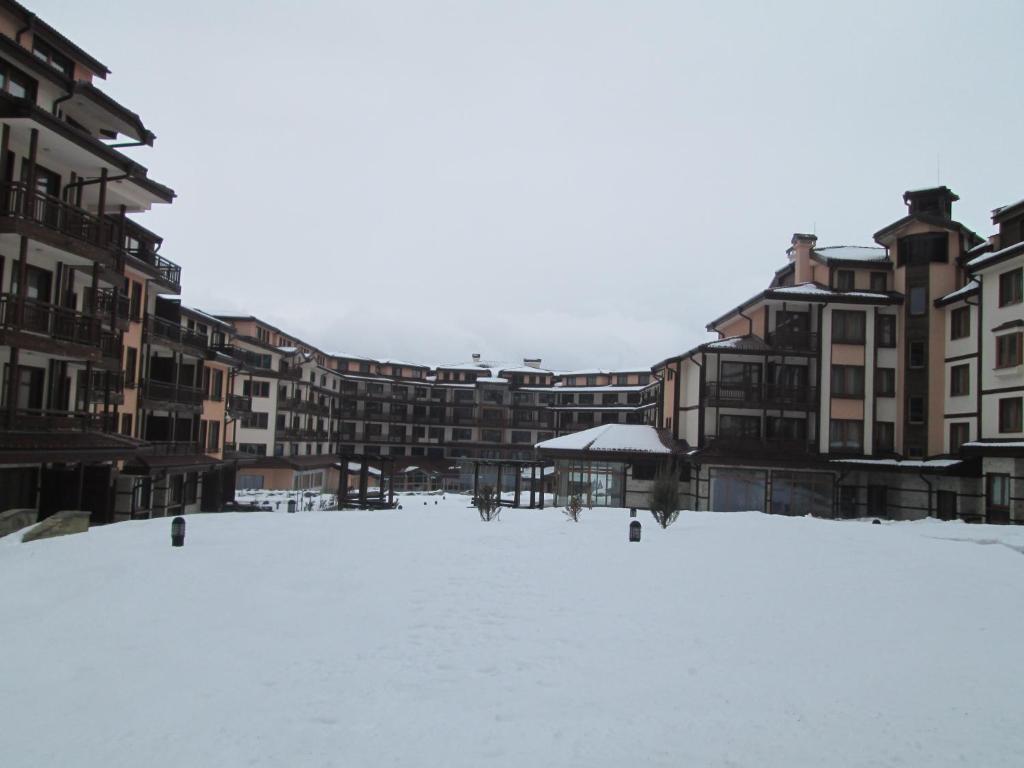Downtown Alexander Services Apartments Bansko Dış mekan fotoğraf